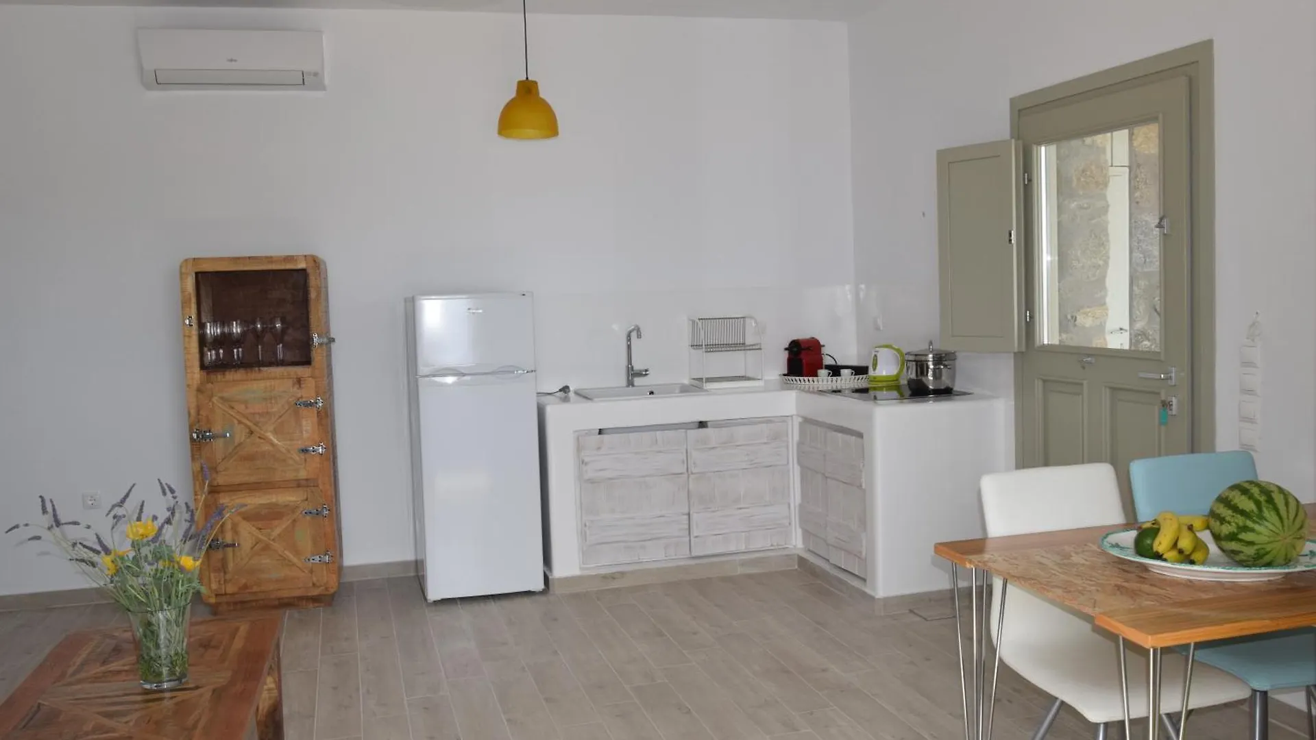 Andromeda Mykonos Villas & Suites Кало-Ливади Апарт-отель